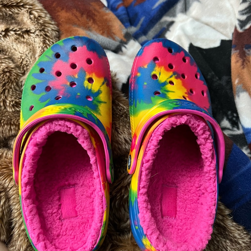 Women’s crocs